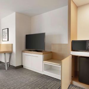 Queen Room Two Queen Beds Mobility Access